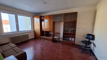 Hľadáme garsónku alebo 1 izbový byt na Myjave.