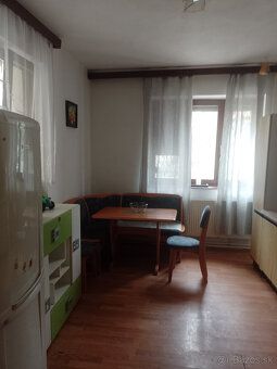 Ponukam dvojpodlazny dom na prenajom v Gelnici volny od 1.7.