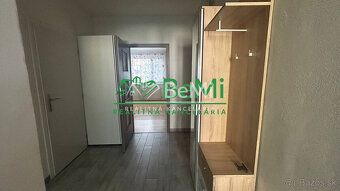 025-212-IRBI
Ponúkame na prenájom priestranný a svetlý 2-izb