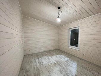Ponúkame Vám na predaj modulárny drevodom s výmerou 88 m² aj