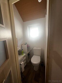 Rodinný dom s rozsiahlym pozemkom 1 767 m² v obci Stankovce 