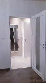 Na prenajom ,byt o rozlohe 96m - trojizbovy, 2xbalkon, jeden