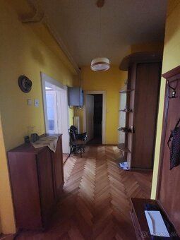 Na prenajom ,byt o rozlohe 96m - trojizbovy, 2xbalkon, jeden
