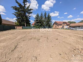 Ponúkame na predaj vinicu o výmere 843m2. Vinica sa nachádza