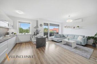 Kiadó egy tágas, 3 szobás, 99m²-es lakás a Neratovice lakóré
