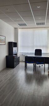 HOLESTIAK.sk reality ponúka za výhodných podmienok na prenáj