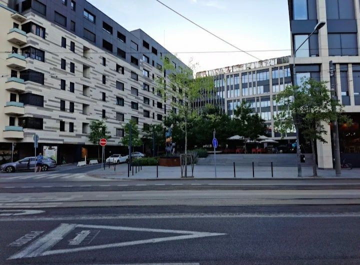 v podzemnej garáži rezidencie Blumentál v Bratislave, Starom