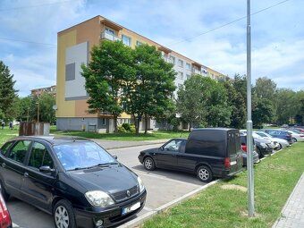 🏡 Predaj: Priestranný 4-izbový byt v centre Fiľakova na ulic