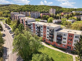 SUCHÁNEK & PARTNERS Vám ponúka na prenájom 3-izbový byt po k