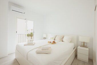 Predstavte si miesto, kde ráno vyjdete z apartmánu, za pár m