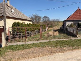 Predám slnečný investičný pozemok má rozmer 3100 m2 a nachád