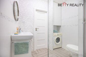 2i byt Bratislava – Petržalka – FEDINOVA - moderný, nápaditý
