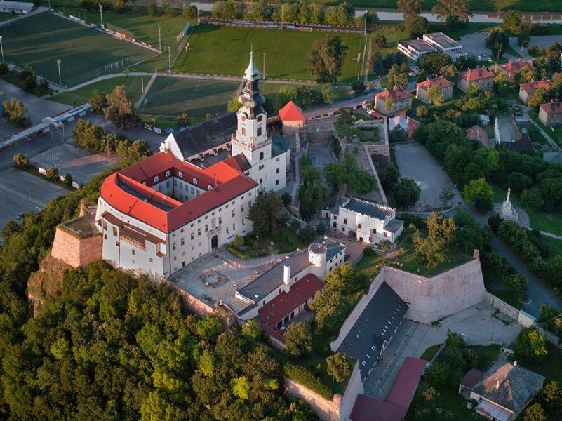 Ponúknite na predaj 1 izbový byt v Nitre. - na lokalite nezá