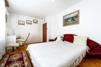 EXKLUZÍVNE vám ponúkame na predaj 5 izbový rodinný dom v prí