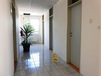 Typ: Komerčný objekt Obec: Trenčianske Bohuslavice
Číslo pon