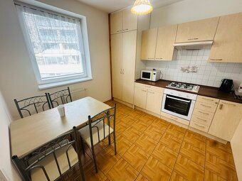 Popis • 4izbový byt pri lesoparku • úžitk. plocha 115 m2 • b