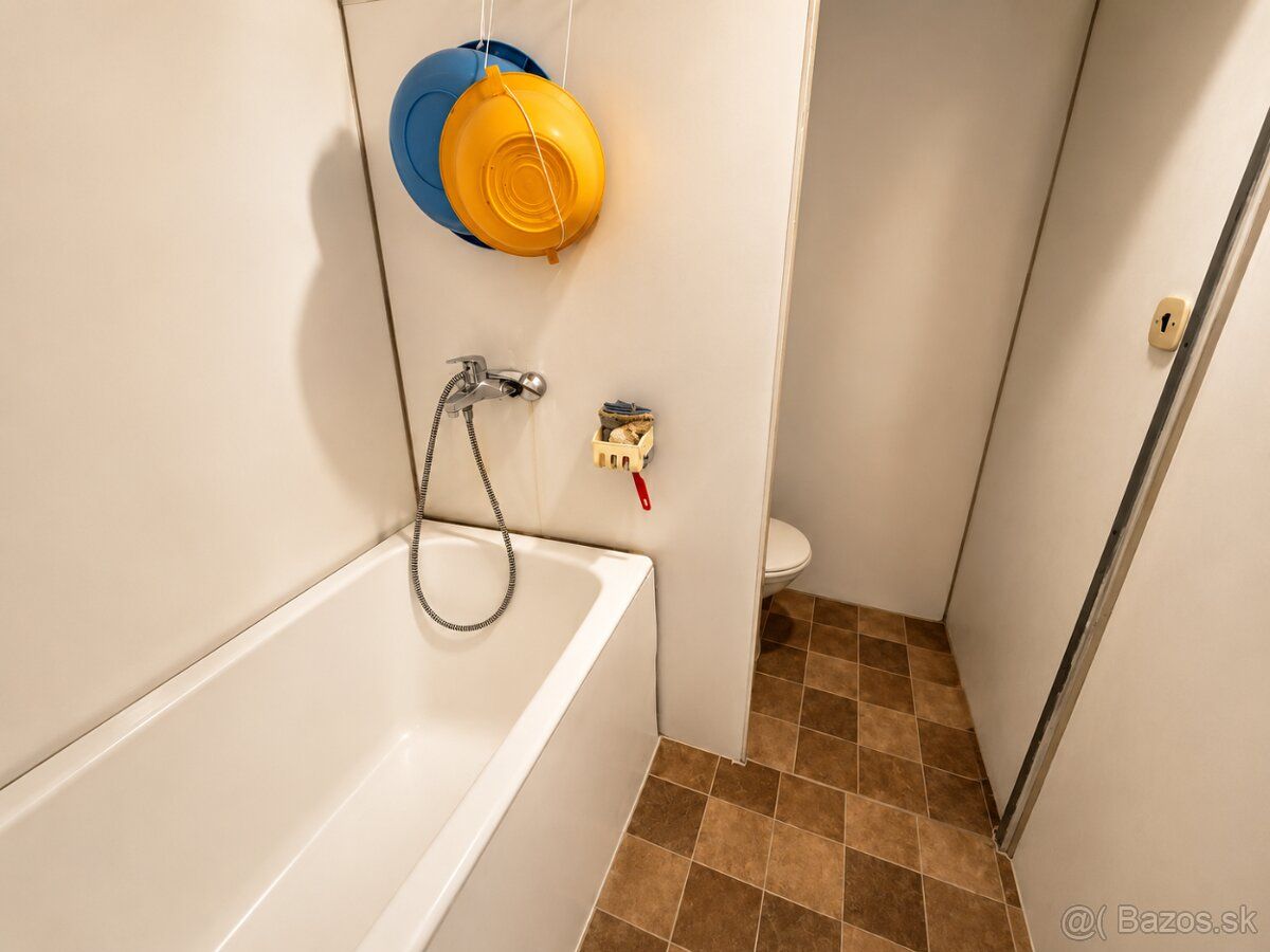 Ponúkame na predaj garzónku o výmere 20,10 m² nachádzajúcu s