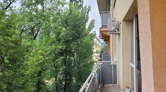 Popis • 3izbový byt po rekonštrukcii • úžitk. plocha 62m2 • 