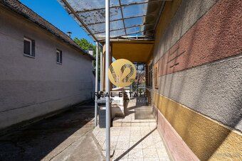 Juraj Kolárik +421 918 938 737 e-mail:
V2 Real Estate ponúka