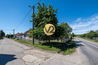Juraj Kolárik +421 918 938 737 e-mail:
V2 Real Estate ponúka