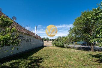 Juraj Kolárik +421 918 938 737 e-mail:
V2 Real Estate ponúka