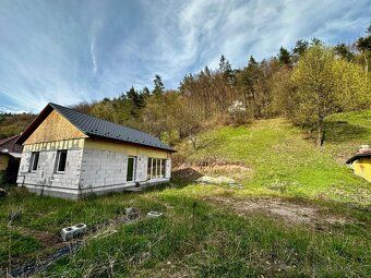 Maďarsko - Holloháza obľúbená a vyhľadávaná obec ihneď za hr
