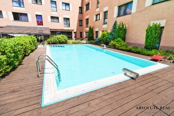 Virtuálnu prehliadku apartmánu si môžete pozrieť TU: https:/