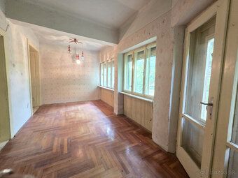 Vo vyslovene najobľúbeňejšej, pokojnej, prihraničnej obci Hi