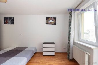 Typ: 3-izbový byt Ulica: Hlavná Obec: Galanta
Ponúkame na pr