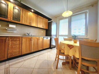 Assenzio Property ponúka na prenájom priestranný a slnečný 3