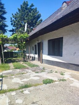 Ponúkam na predaj rodinný dom vidieckeho typu nachádzajúci s