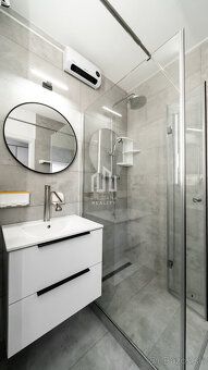 Typ: 3-izbový byt Obec: Piešťany
66 m² + loggia 6,74 m² | 2.
