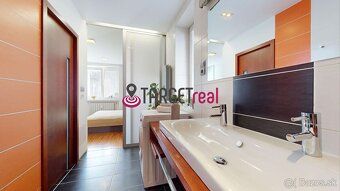 Ponúkame na predaj jedinečný 4-izbový mezonet v centre mesta