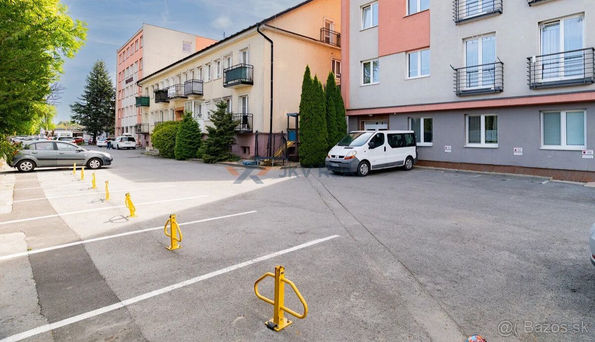 Predám 3 izbový mezonet s balkónom na Budovateľskej ulici v 