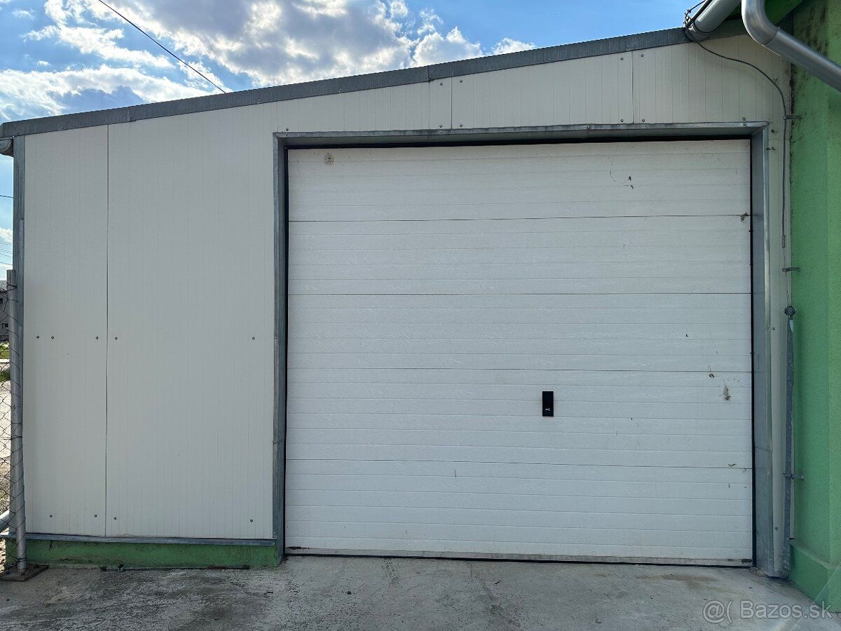 Dám do prenájmu halu/sklad s velkosťou 90m2 v Šamoríne časť 