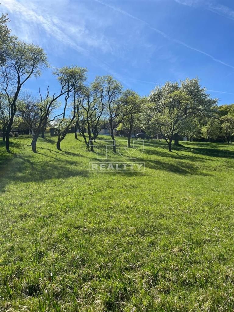 TUreality ponúka na predaj slnečný pozemok o výmere 1 400 m2
