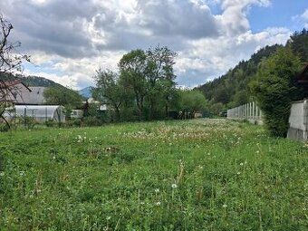Na predaj slnečný pozemok s rozlohou 464 m2 v prímestskej ča