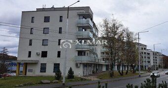 XEMAR ( alebo 0907 895 125) ponúka na predaj garážové parkov
