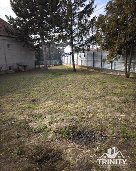 Stavebný pozemok s výmerou 286 m², ktorý svojou veľkosťou pr