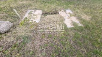 Typ: Pozemky - bývanie Obec: Jur nad Hronom
PredámE pekný sl