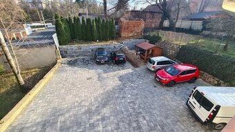 Ponukam volne miesto pre garazovanie motorky v zdielanej gar