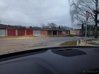 Ponukam volne miesto pre garazovanie motorky v zdielanej gar