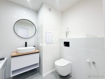 Typ: 2-pokojový byt Obec: Košice - Dargovských hrdinov
Ing. Kata