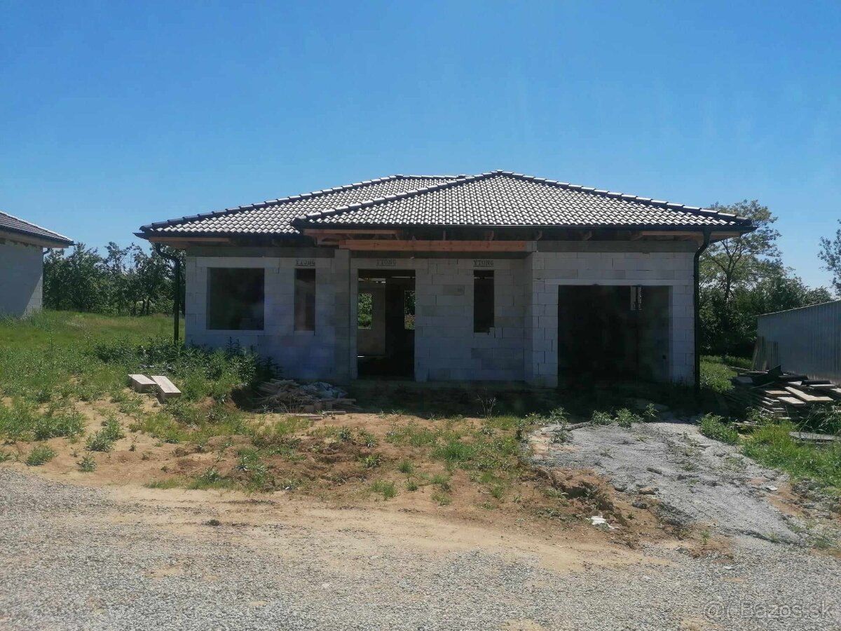 GRAND-REALITY • EXKLUZÍVNE LEN U NÁS • Ako výhradný sprostre