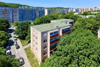Typ: 3-izbový byt Ulica: Damborského 6 Obec: Bratislava-Dúbr