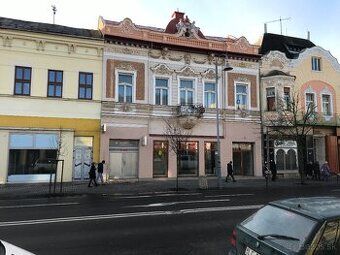 Prenajmeme obchodný priestor v centre mesta. 80 stvorcov, dv