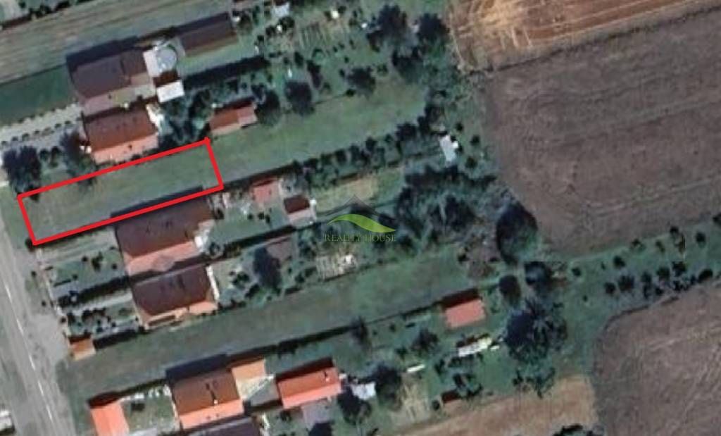 Predám stavebný pozemok v atraktívnej, zastavanej a pokojnej