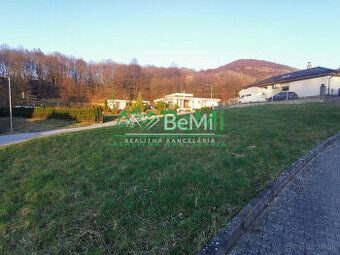 Poschodie: prízemie Rozloha pozemku: 1455m² Vlastníctvo: fir