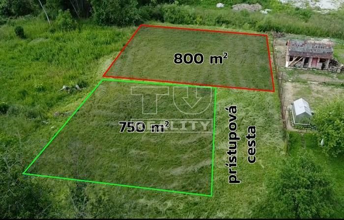 TUreality ponúka na predaj 2 rovinaté a slnečné stavebné poz