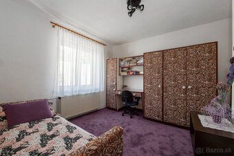 Rodzinny dom: Ulica: Harmoniczna 927 Dzielnica miasta: Niżni M